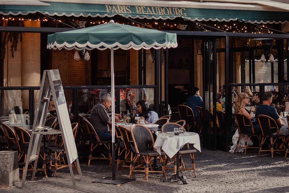 Z kamerą do restauracji