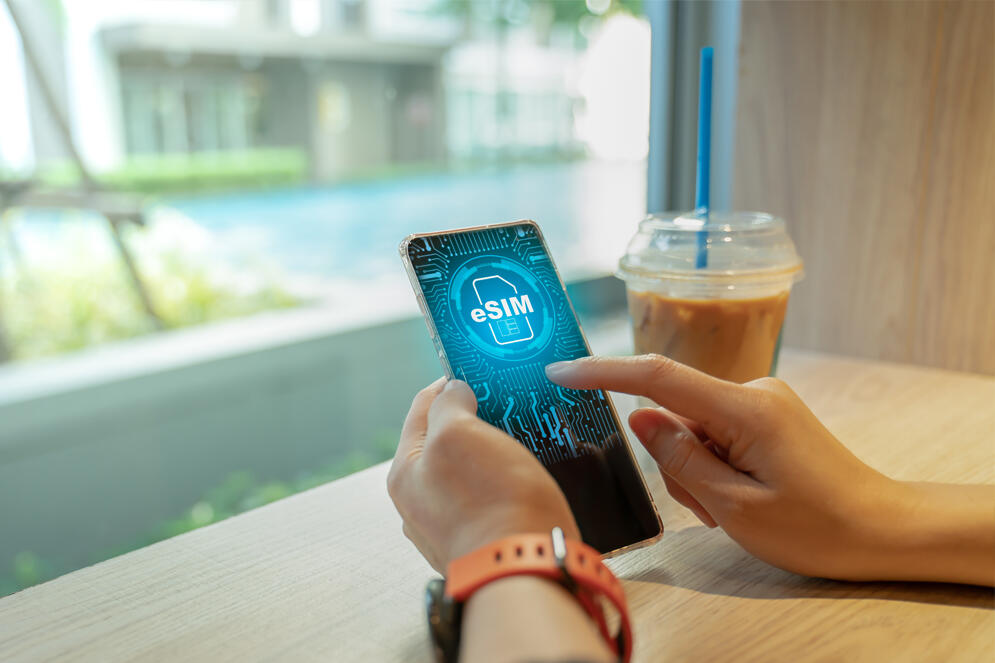 Technologia eSIM - co to jest i kiedy ci się przyda?