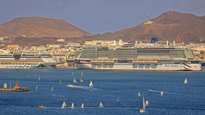 Gran Canaria - Las Palmas - Puerto de La Luz, Canary Islands - Webcams