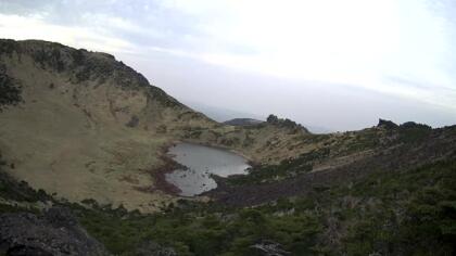 Hallasan Baengnokdam Lake Webcam: WorldCam preview for the Baengnokdam Lake webcam in Hallasan National Park; open the provider page for the current camera view.
