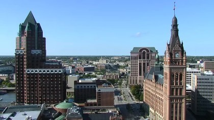 milwaukee city center building v